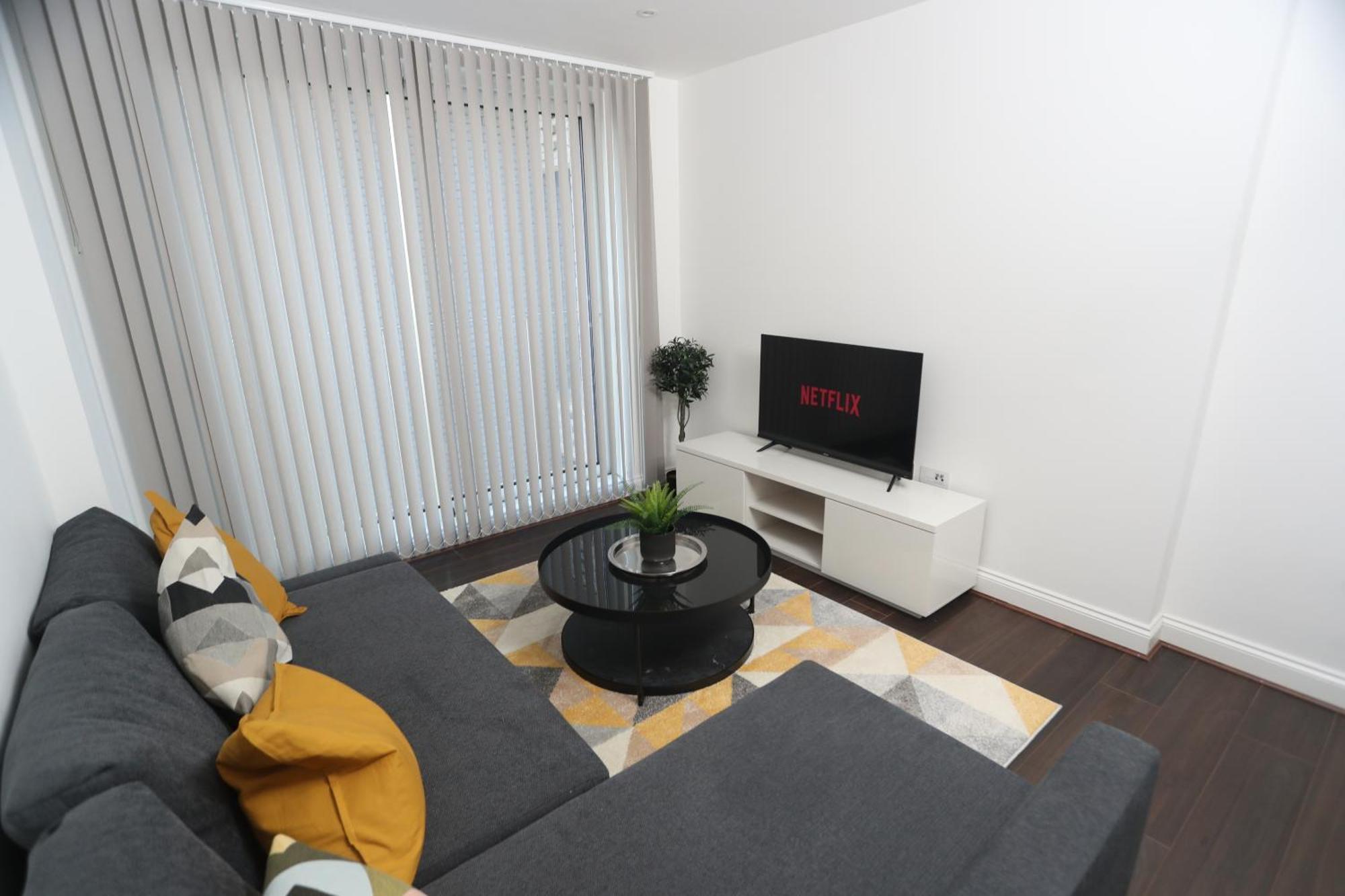 Luxury Apartments In Central Watford Уотфорд Экстерьер фото