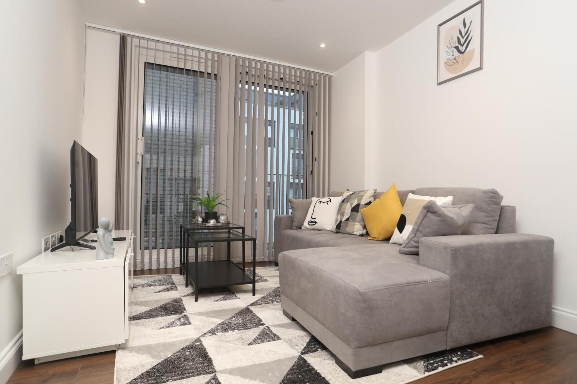 Luxury Apartments In Central Watford Уотфорд Экстерьер фото